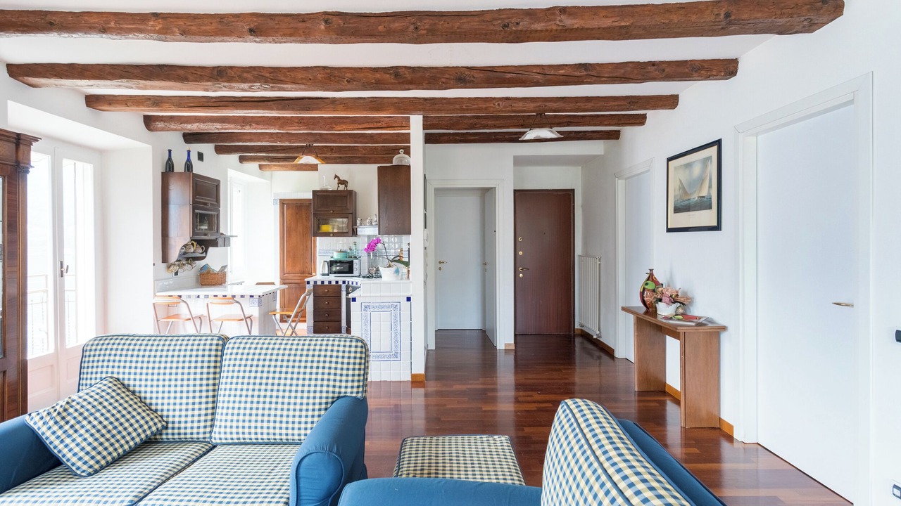 Photo of Livingroom in Carate Urio