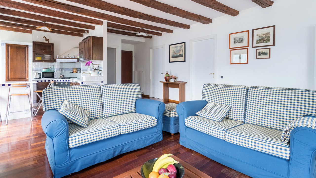 Photo of Livingroom in Carate Urio