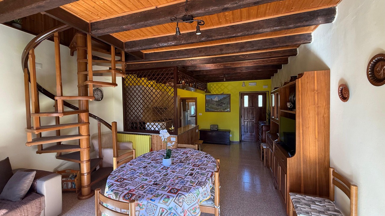 Photo of Livingroom in Pregasio