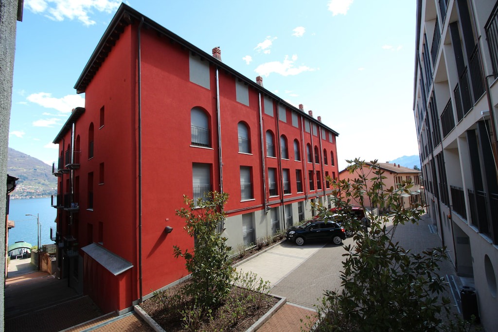Photo of Buildings in Acquaseria