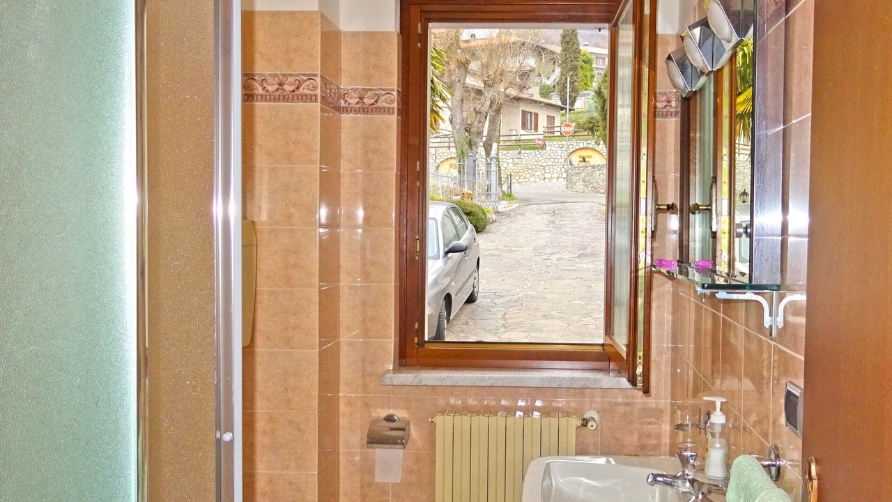 Photo of Bathroom in Pregasio