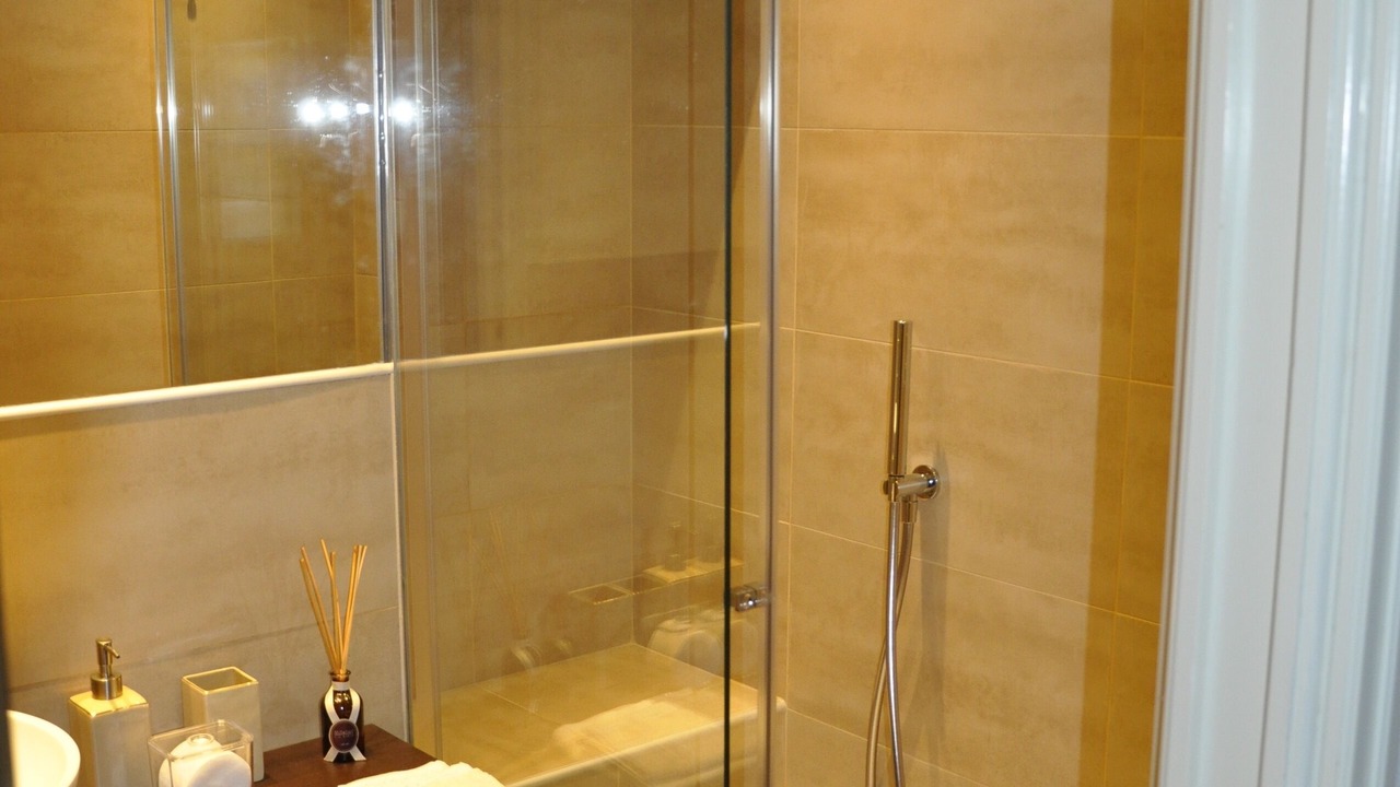 Photo of Bathroom in Como City Centre