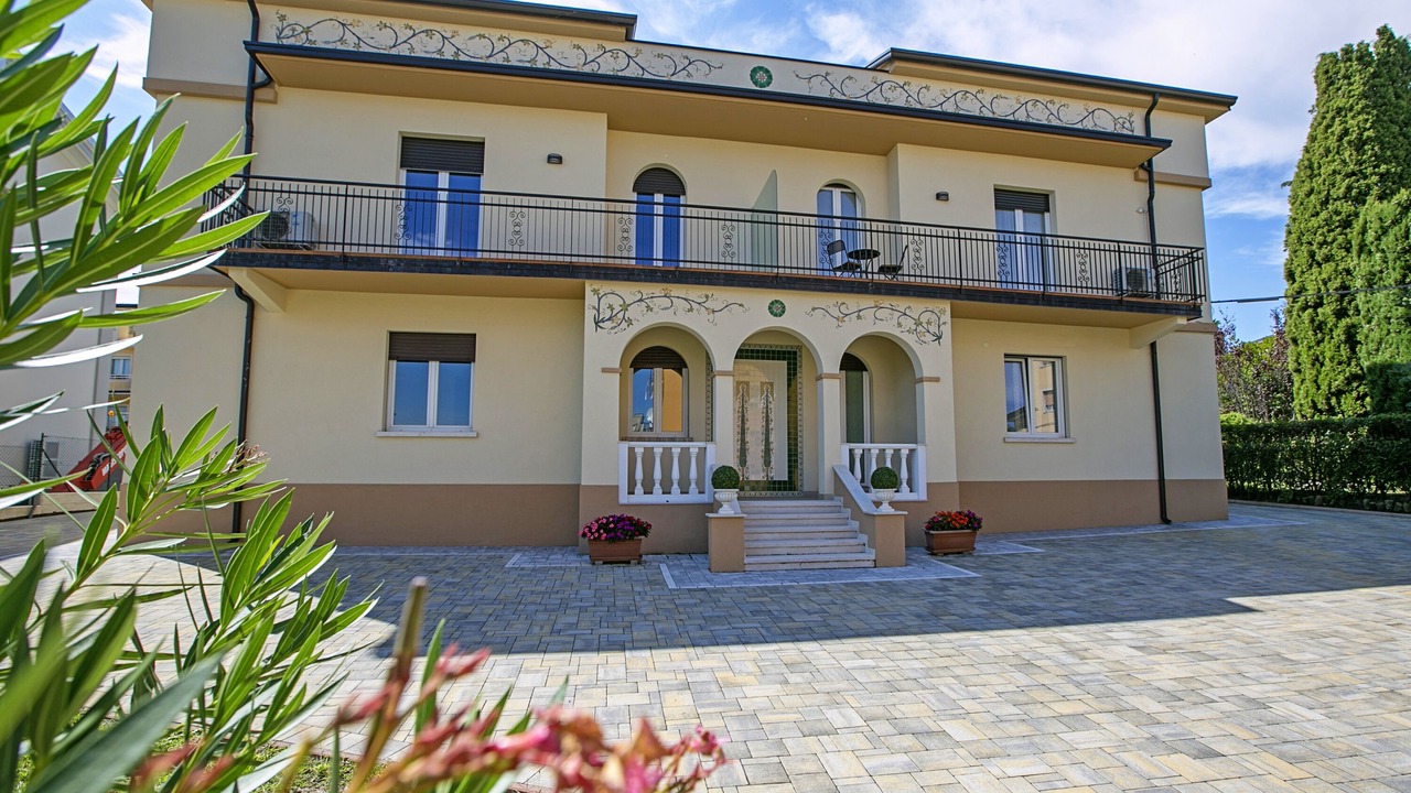 Photo of Others in Desenzano del Garda