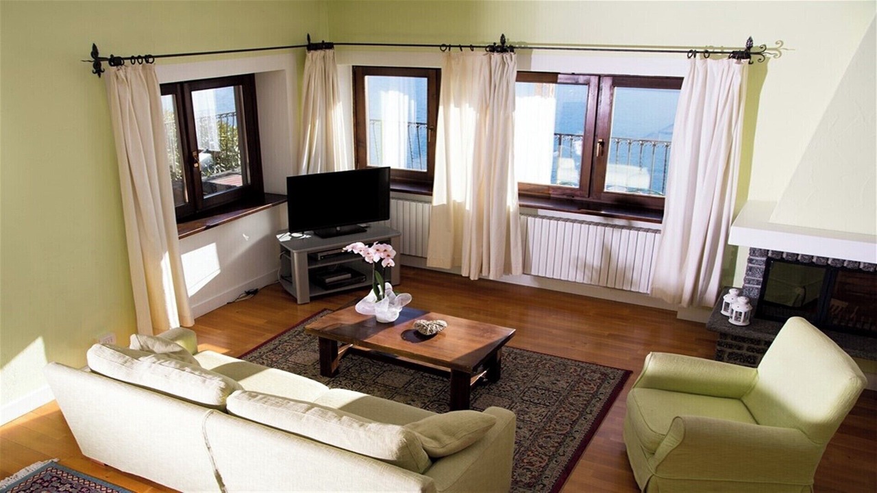 Photo of Livingroom in Gera Lario