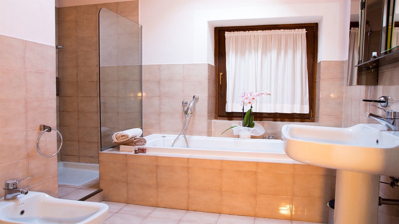 Photo of Bathroom in Gera Lario