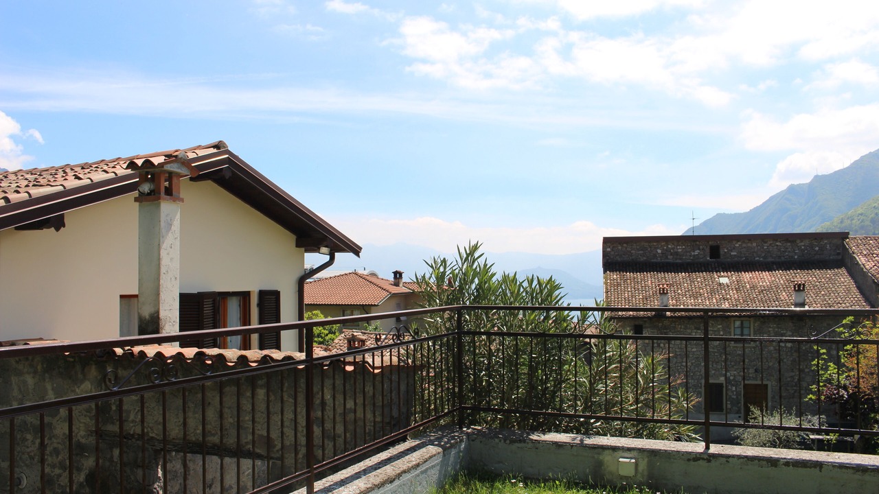 Photo of Others in Solto Collina