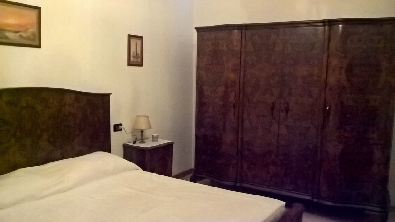 Photo of Bedroom in Sale Marasino