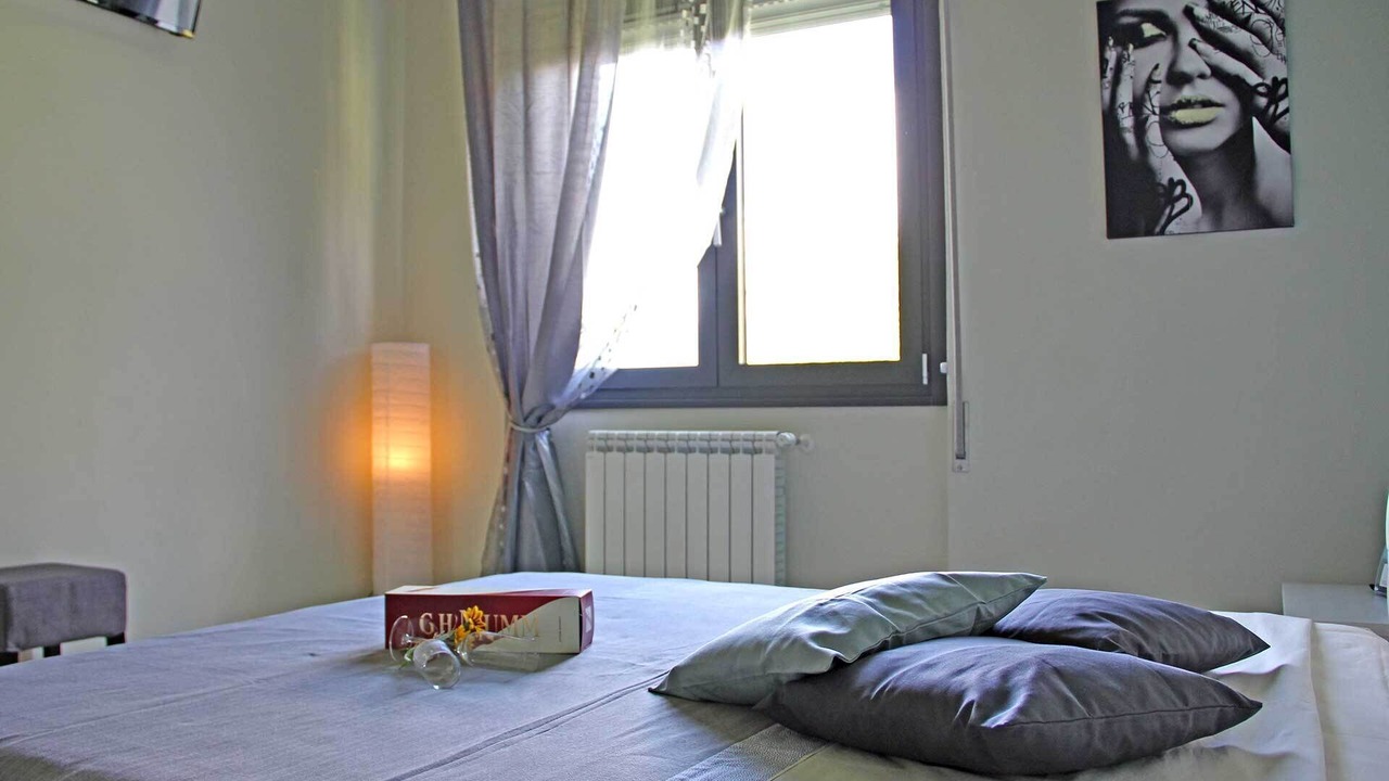 Photo of Bedroom in Mandello del Lario