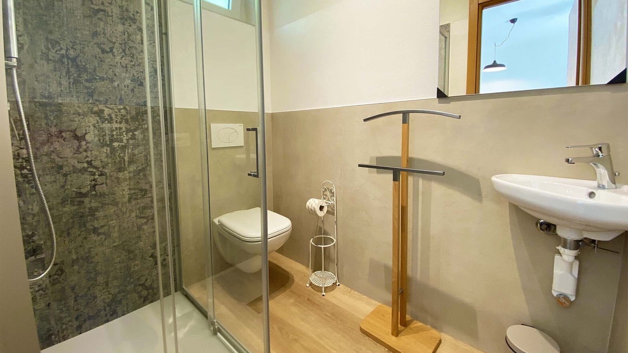 Photo of Bathroom in Idro