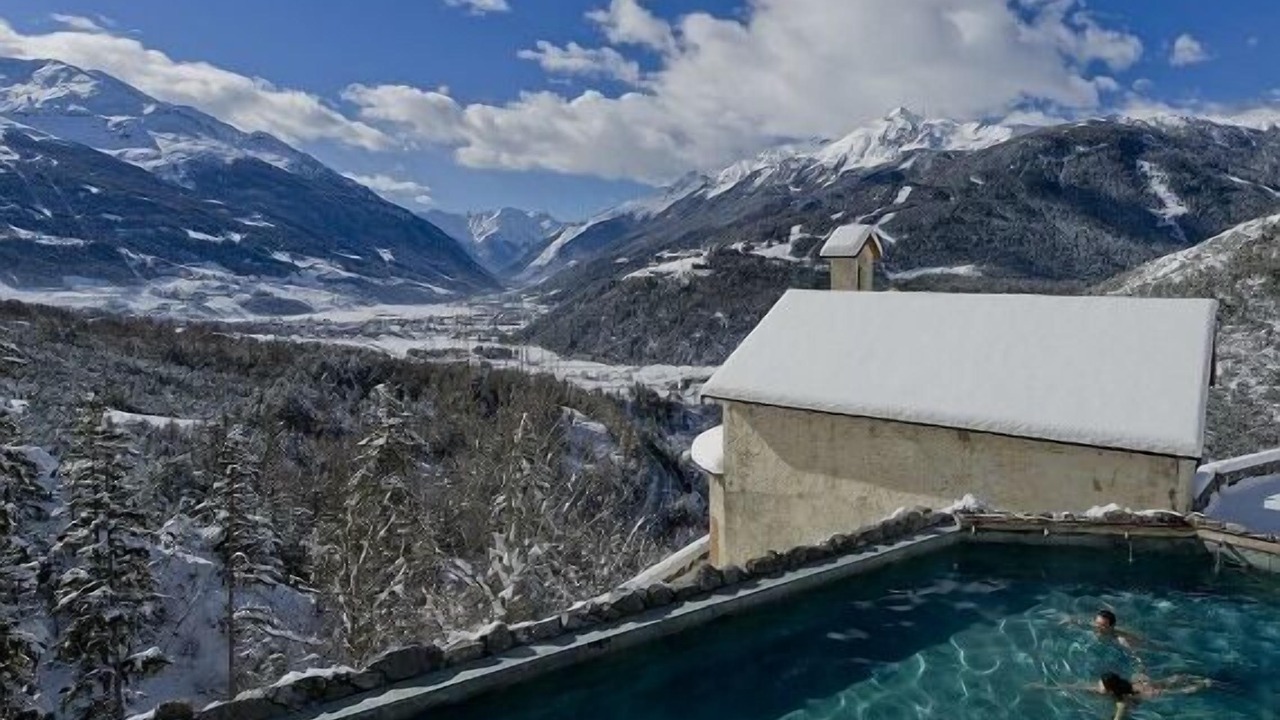 Photo of Outdoor in Oga