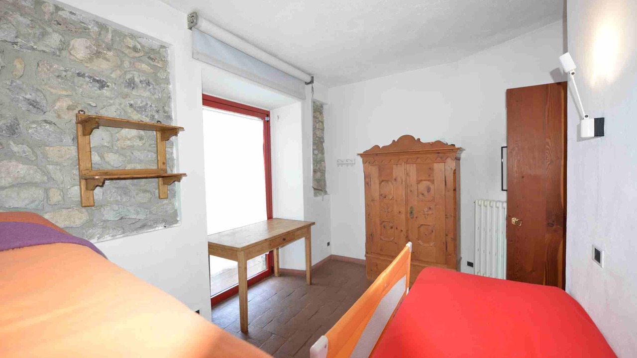 Photo of Bedroom in Sale Marasino