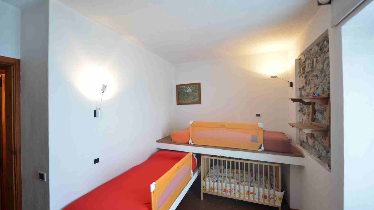 Photo of Bedroom in Sale Marasino