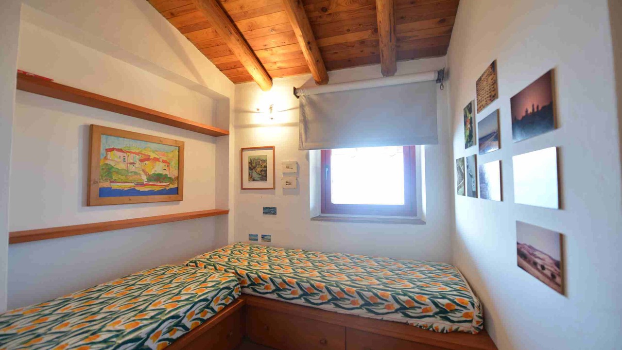 Photo of Bedroom in Sale Marasino