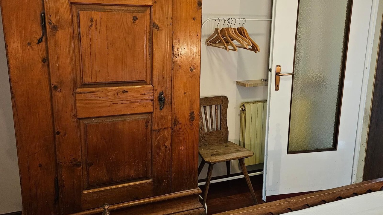 Photo of Bedroom in Brusimpiano