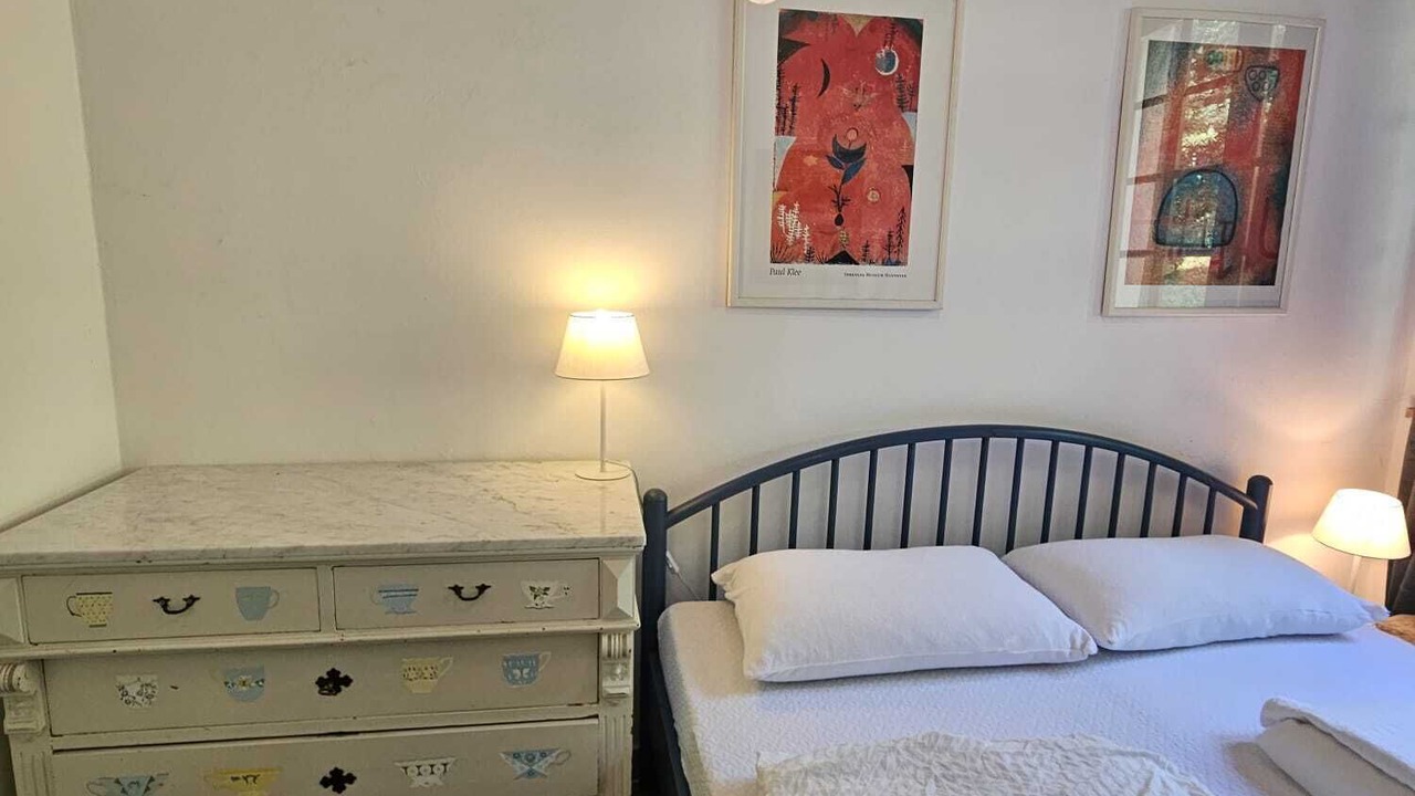 Photo of Bedroom in Brusimpiano
