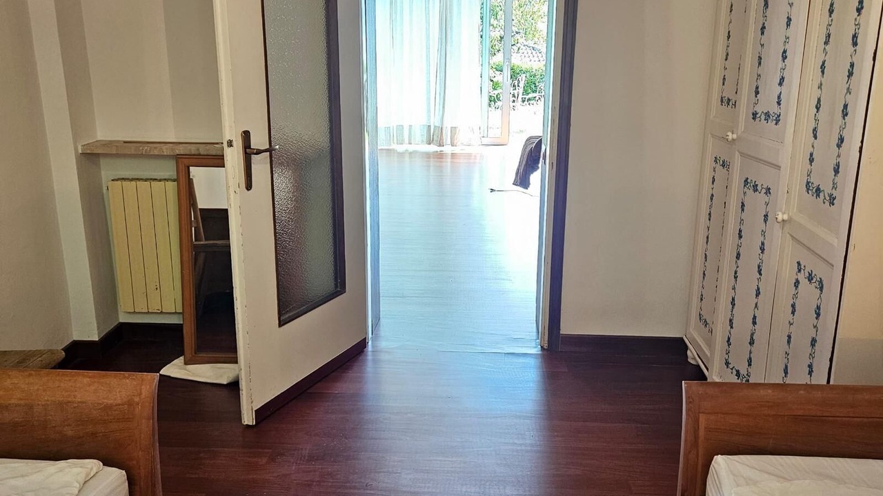 Photo of Bedroom in Brusimpiano