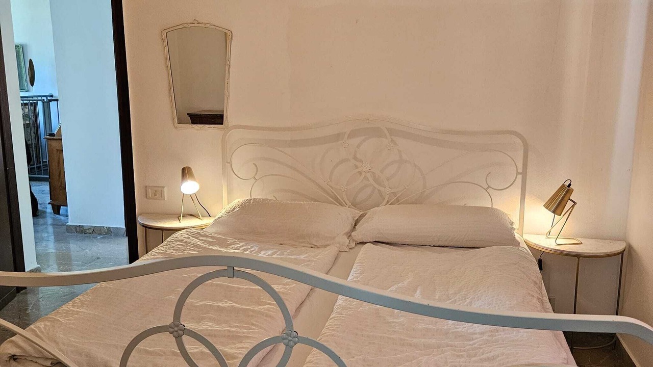 Photo of Bedroom in Brusimpiano
