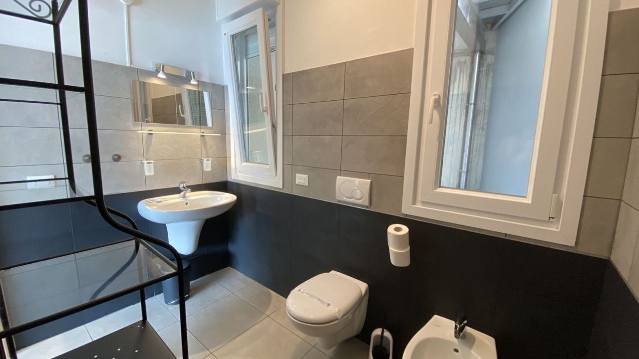 Photo of Bathroom in Colonno
