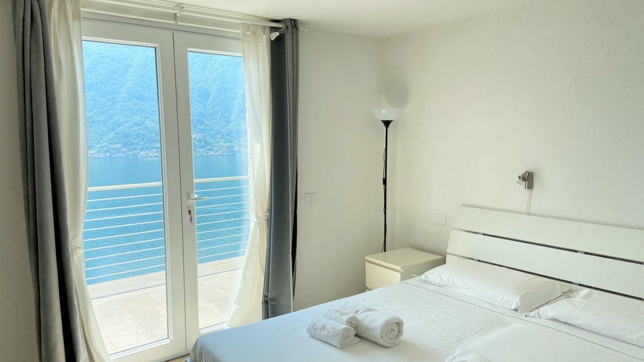 Photo of Bedroom in Colonno