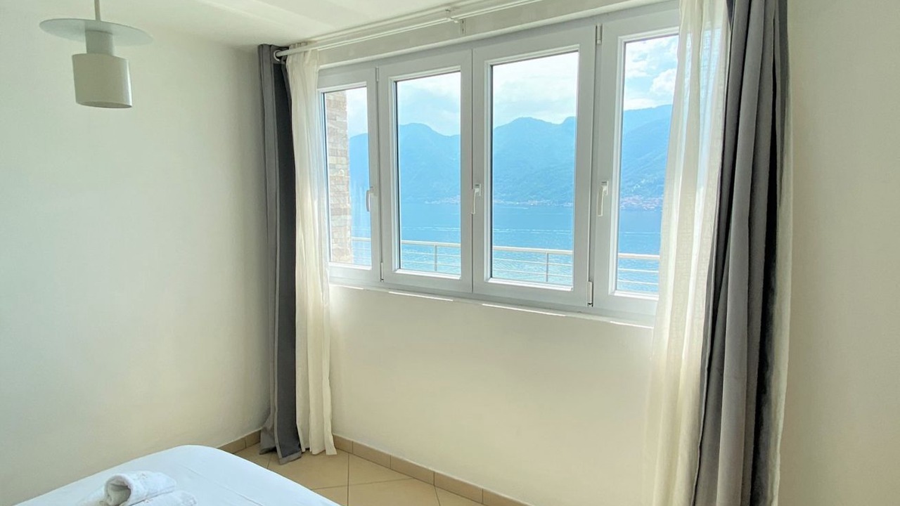 Photo of Bedroom in Colonno