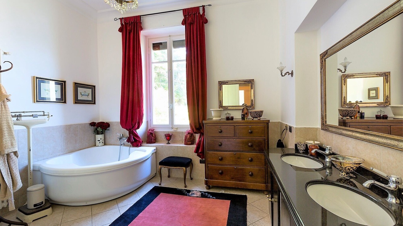 Photo of Bathroom in Laglio