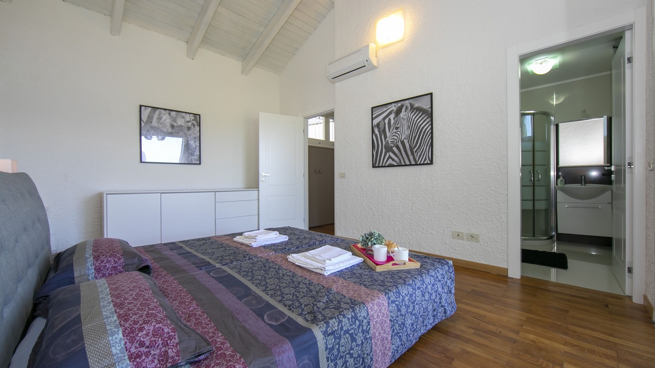 Photo of Bedroom in Laveno Mombello