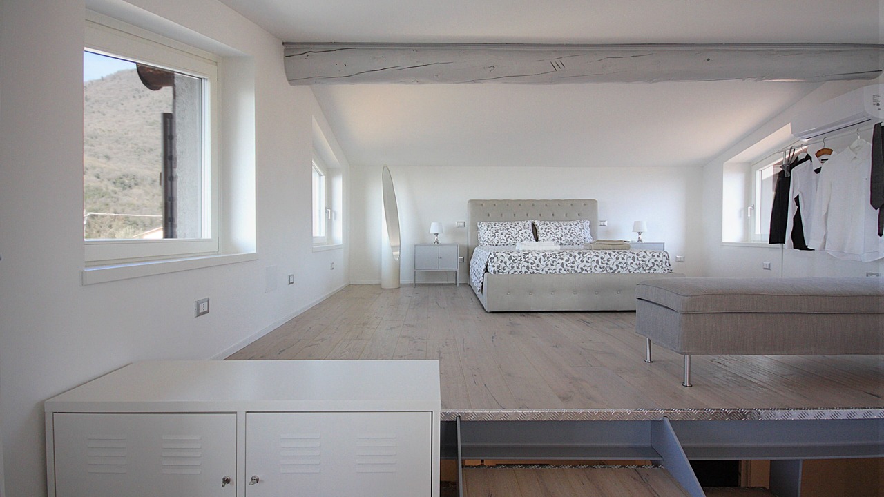 Photo of Bedroom in Toscolano Maderno