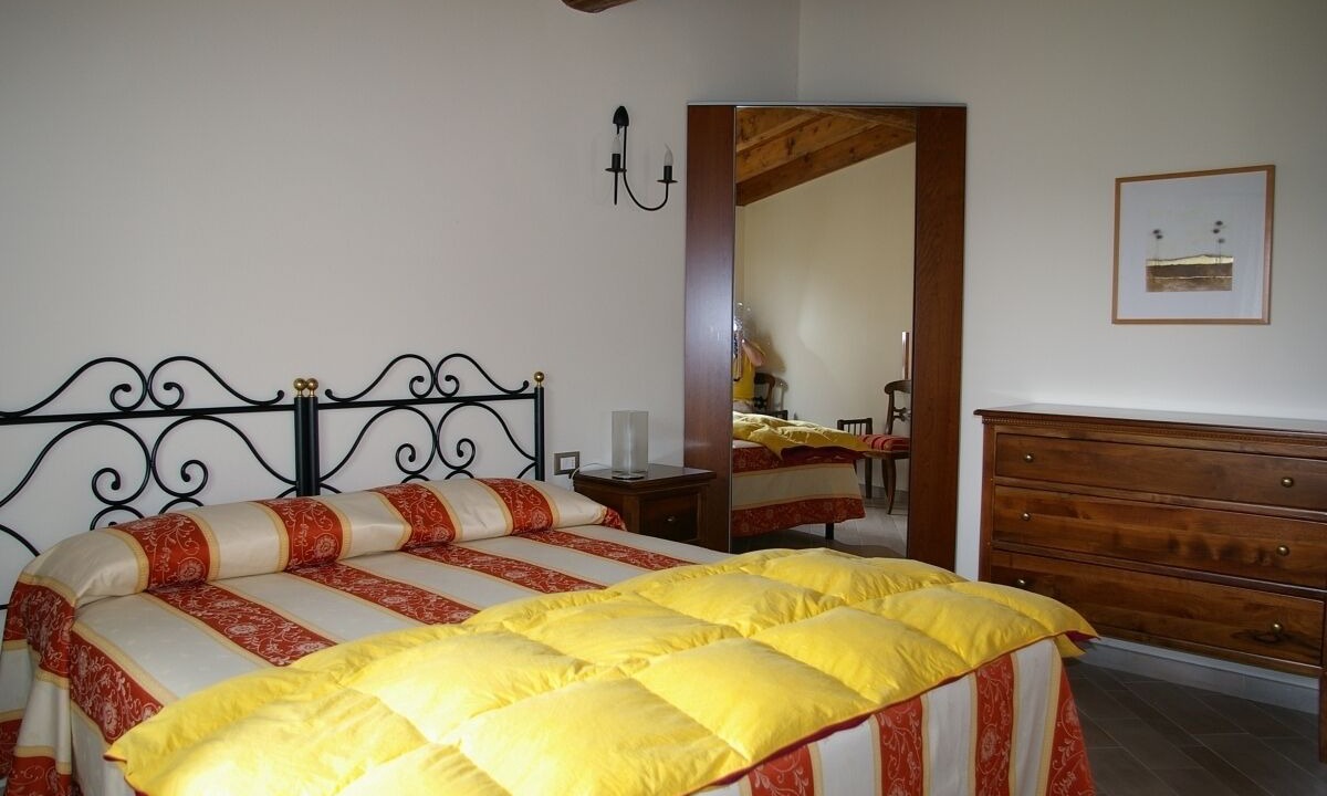 Photo of Bedroom in Toscolano Maderno