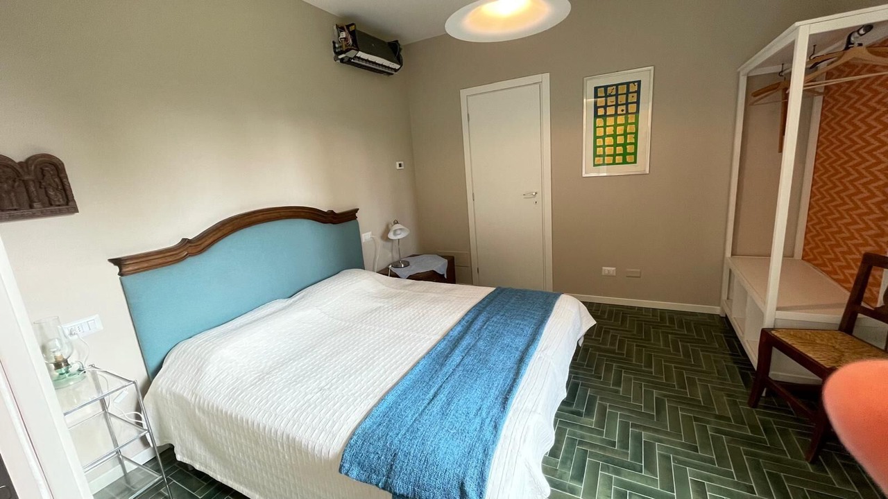 Photo of Bedroom in Comabbio