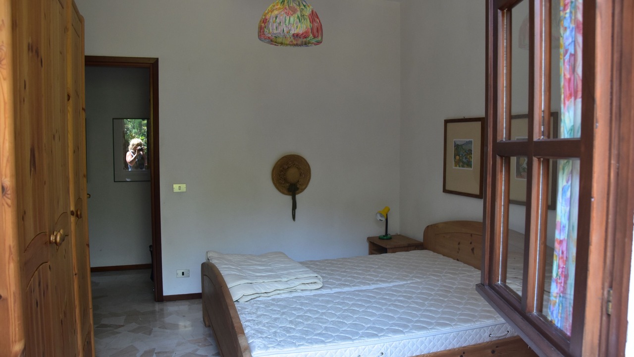 Photo of Bedroom in Lavena Ponte Tresa