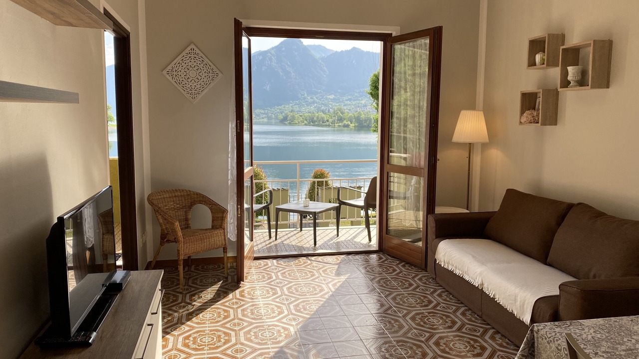 Photo of Livingroom in Idro