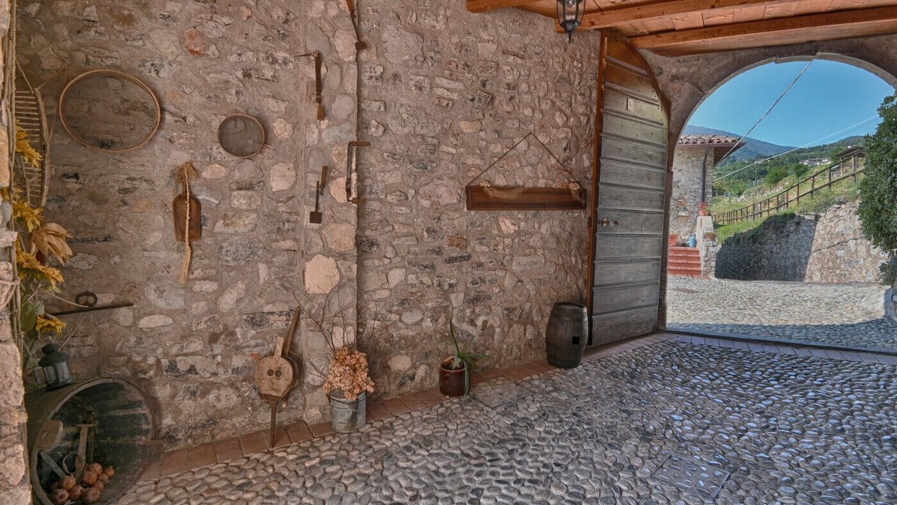 Photo of Others in Oldesio