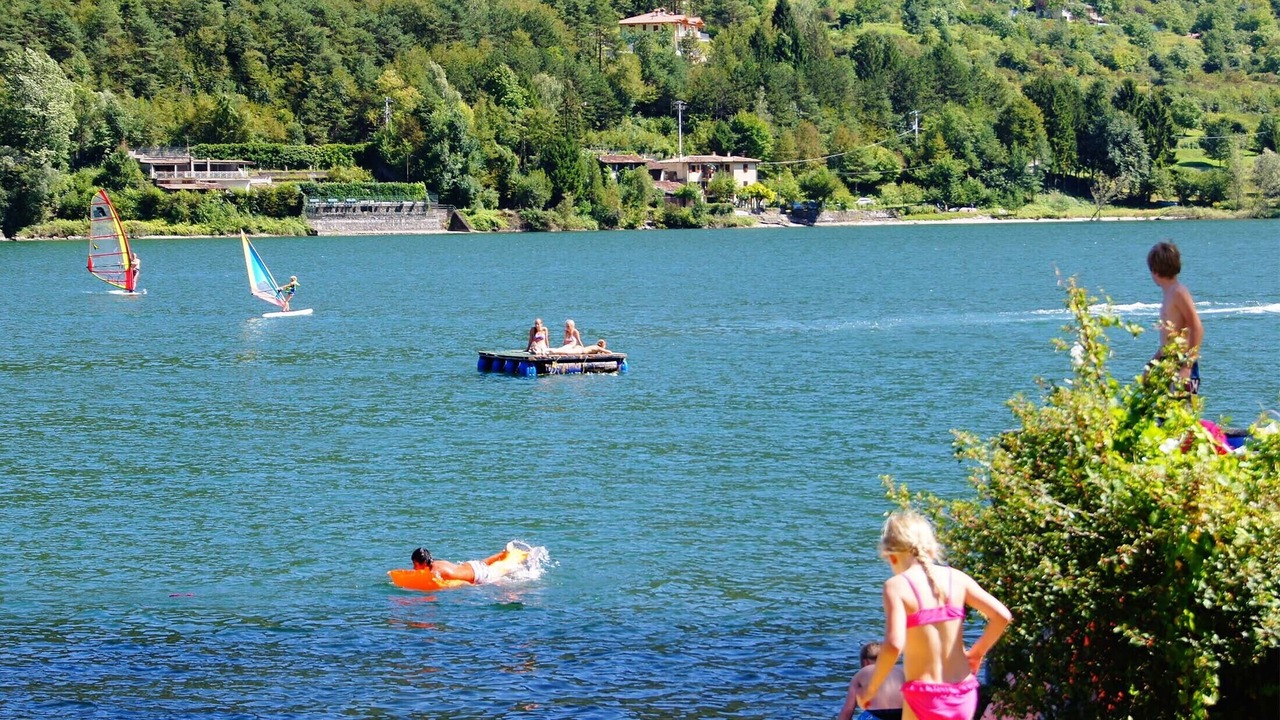 Photo of Others in Idro