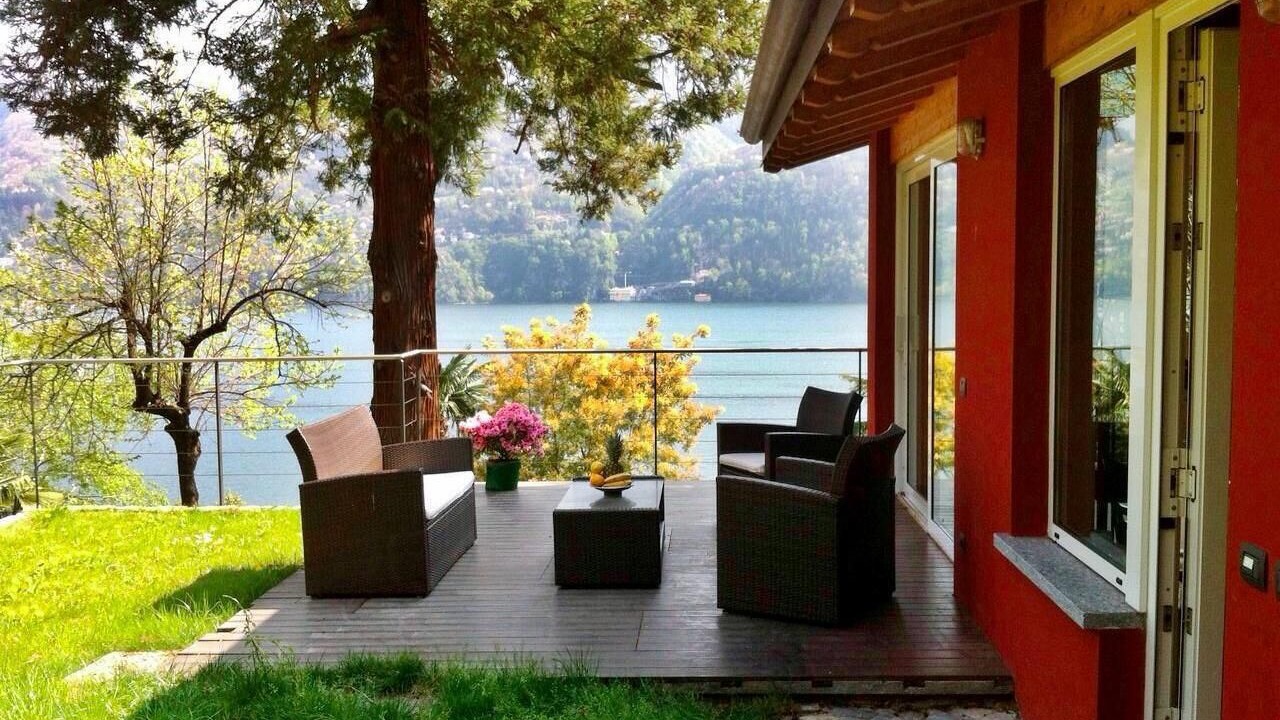 Photo of Patio Balcony in Carate Urio