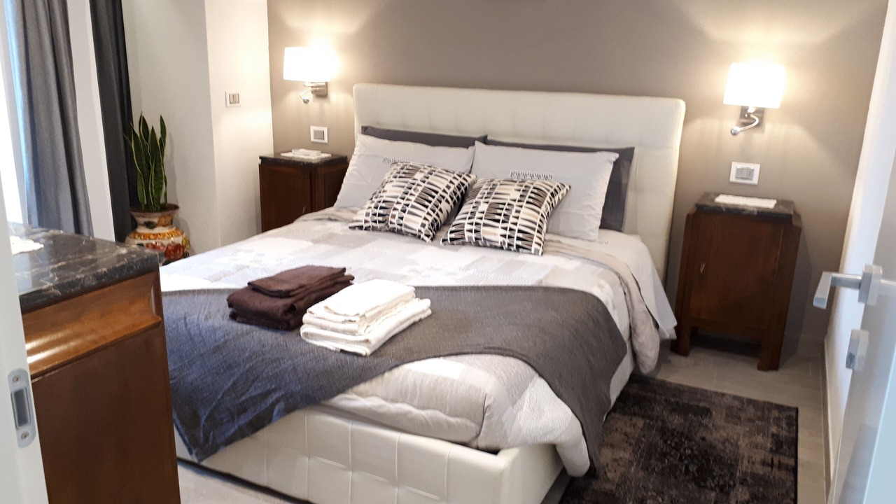 Photo of Bedroom in Peschiera Maraglio