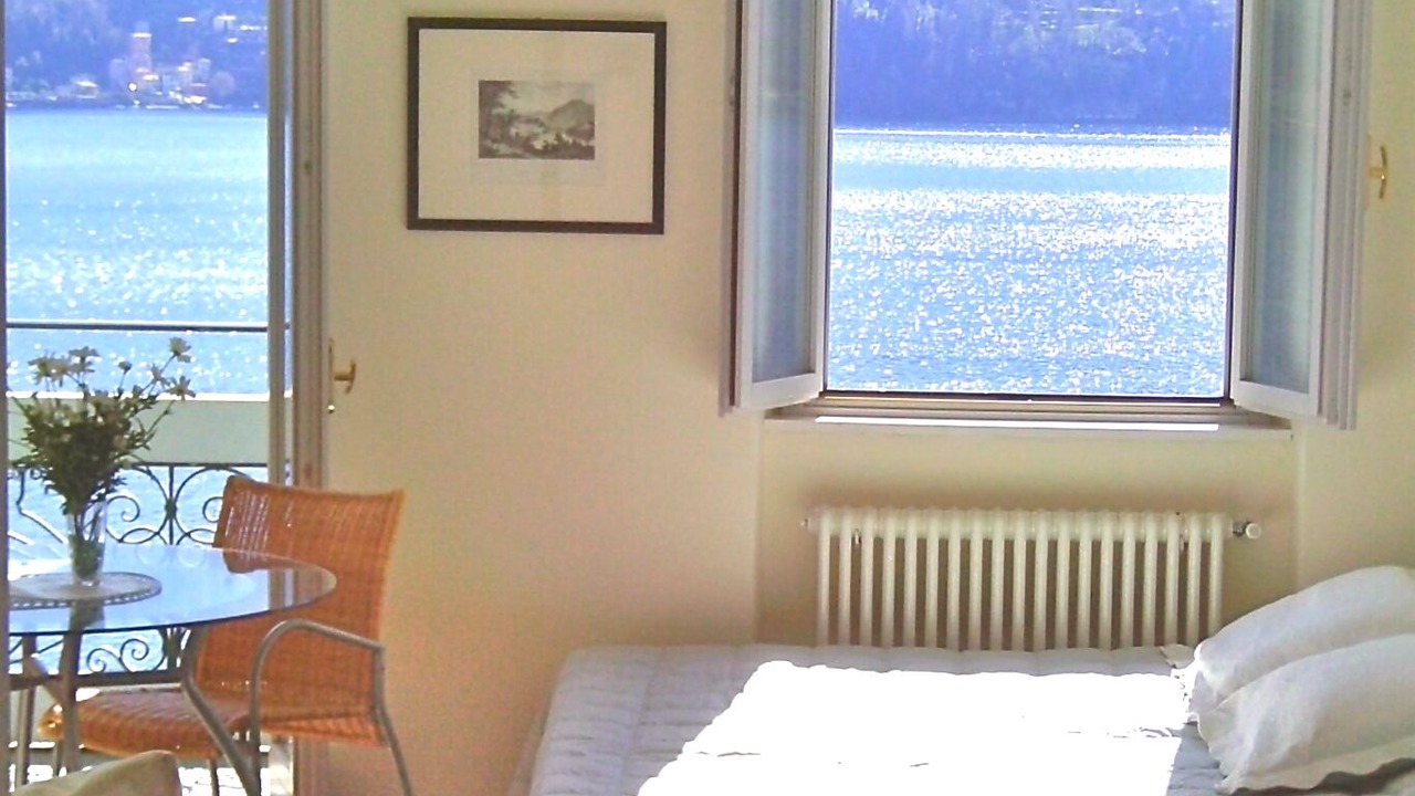Photo of Bedroom in Carate Urio
