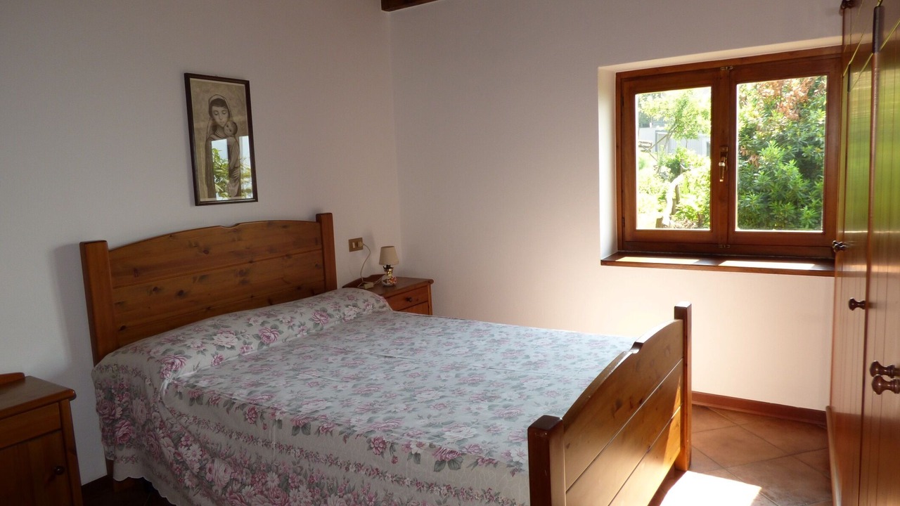 Photo of Bedroom in Bugiallo