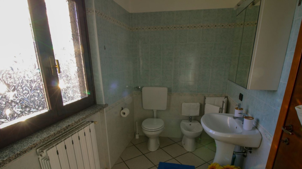Photo of Bathroom in Vergiate
