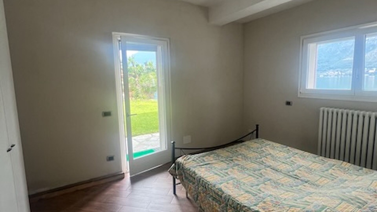 Photo of Bedroom in Claino Con Osteno