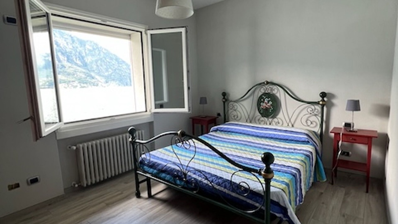 Photo of Bedroom in Claino Con Osteno