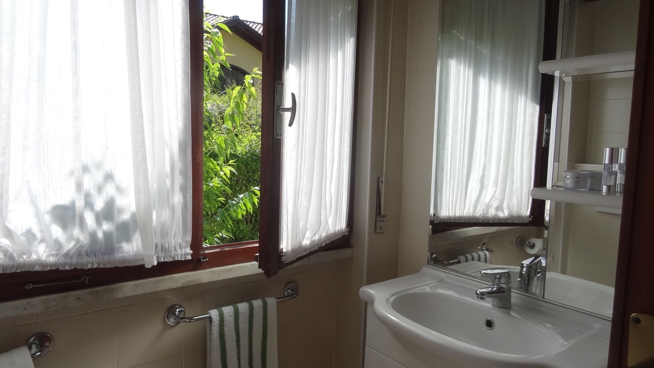 Photo of Bathroom in Lavena Ponte Tresa