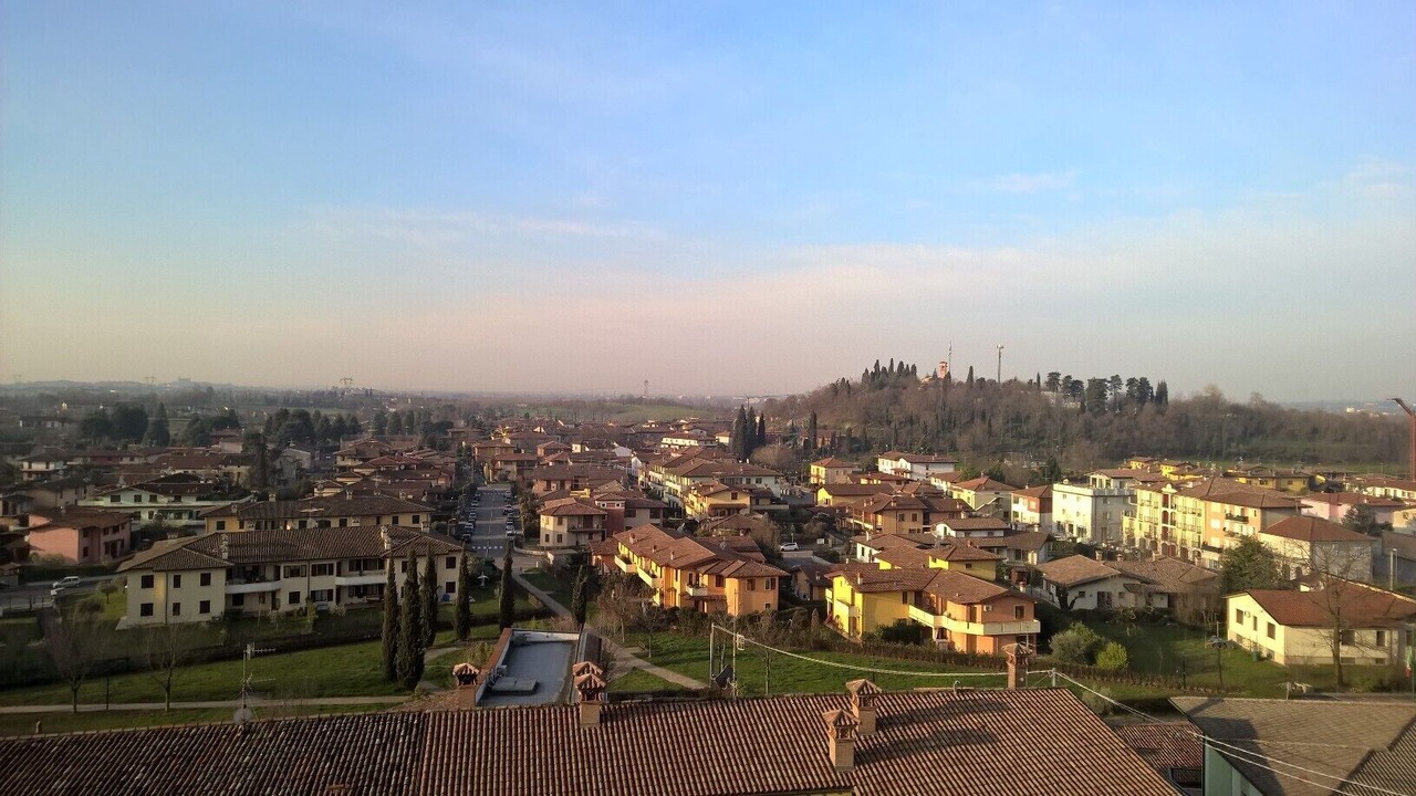 Photo of Others in Bedizzole