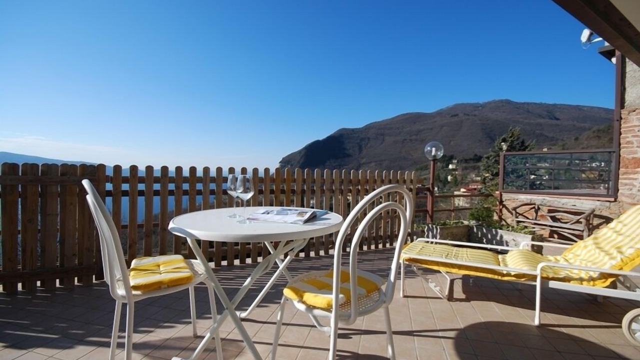 Photo of Outdoor in Aer