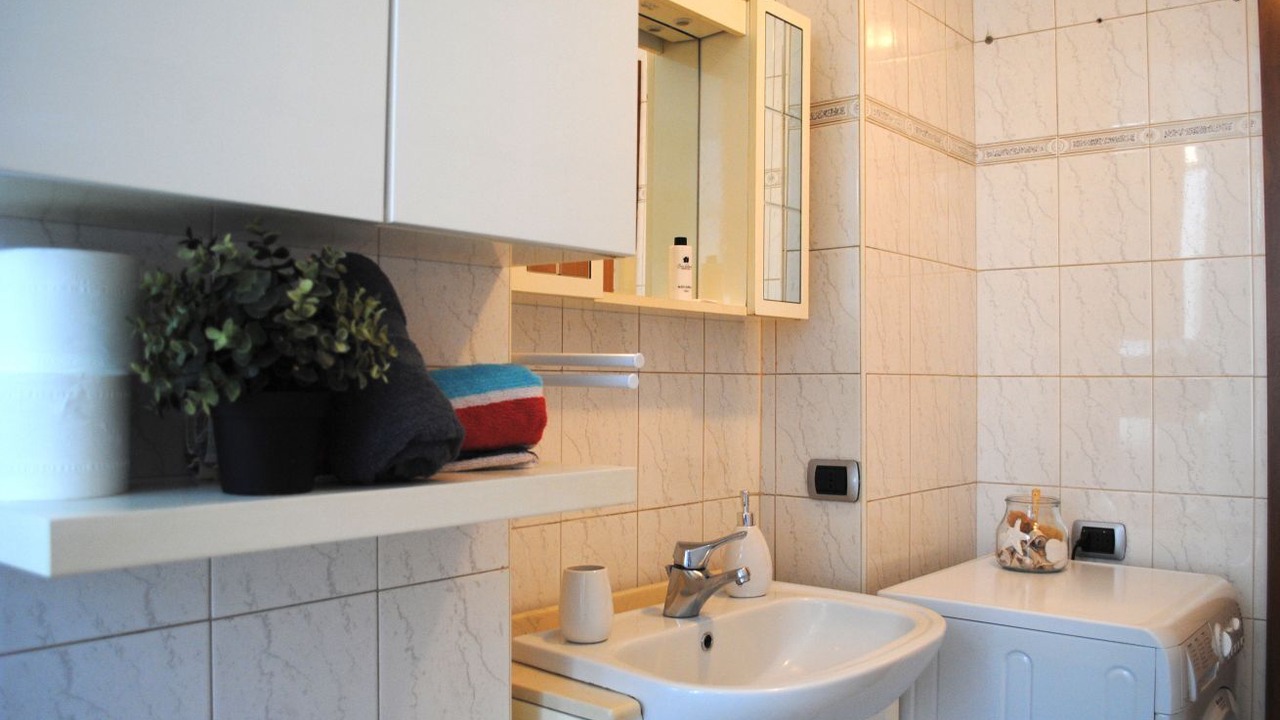 Photo of Bathroom in Rho