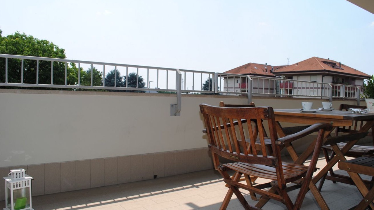 Photo of Outdoor in Rho