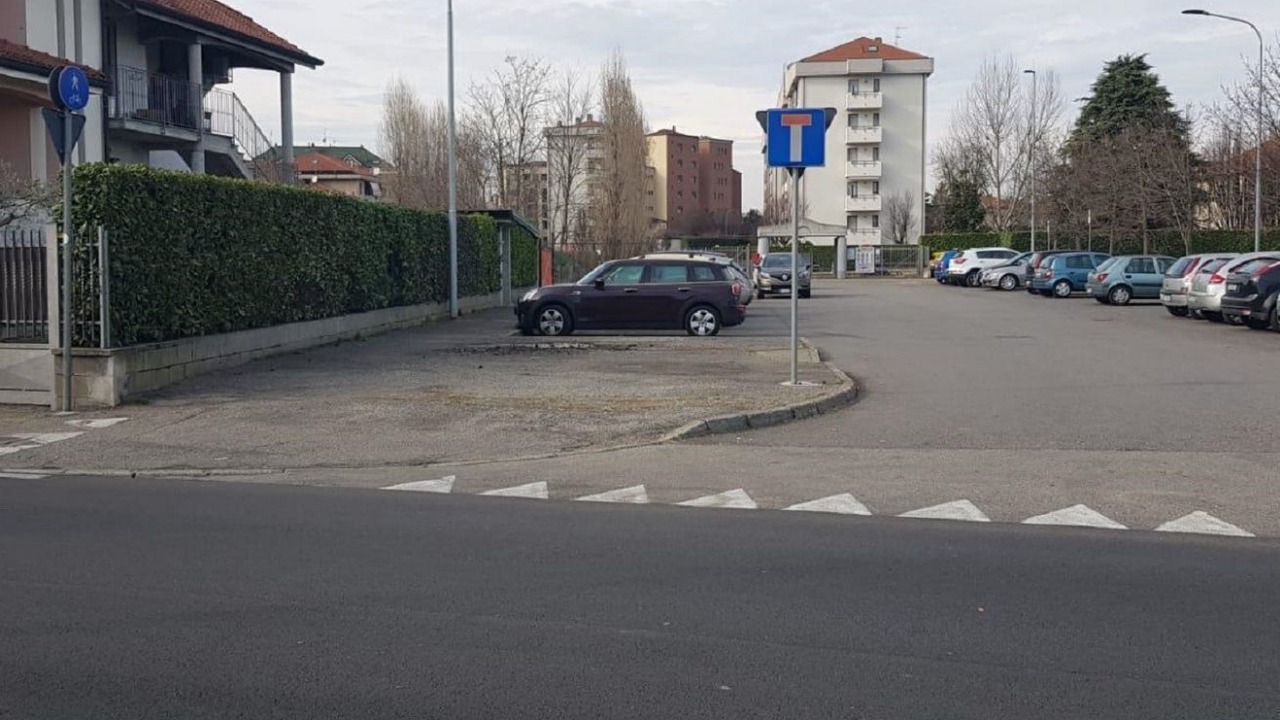Photo of Outdoor in Rho