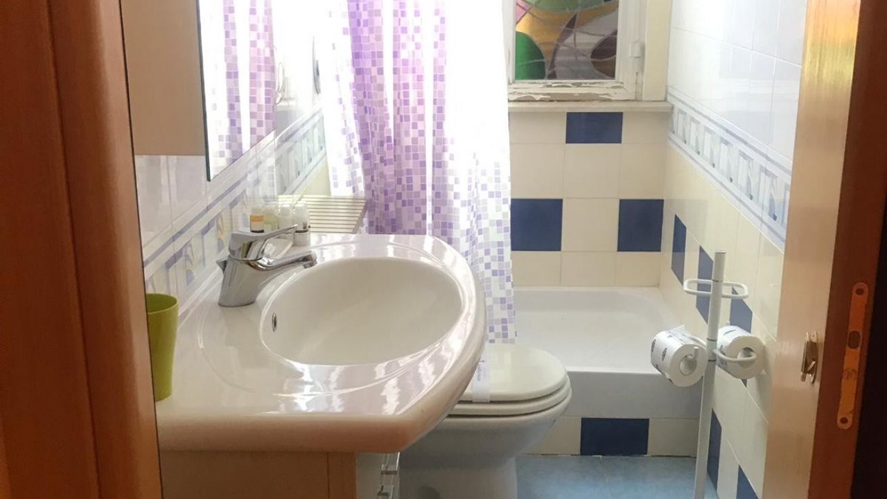 Photo of Bathroom in Rho