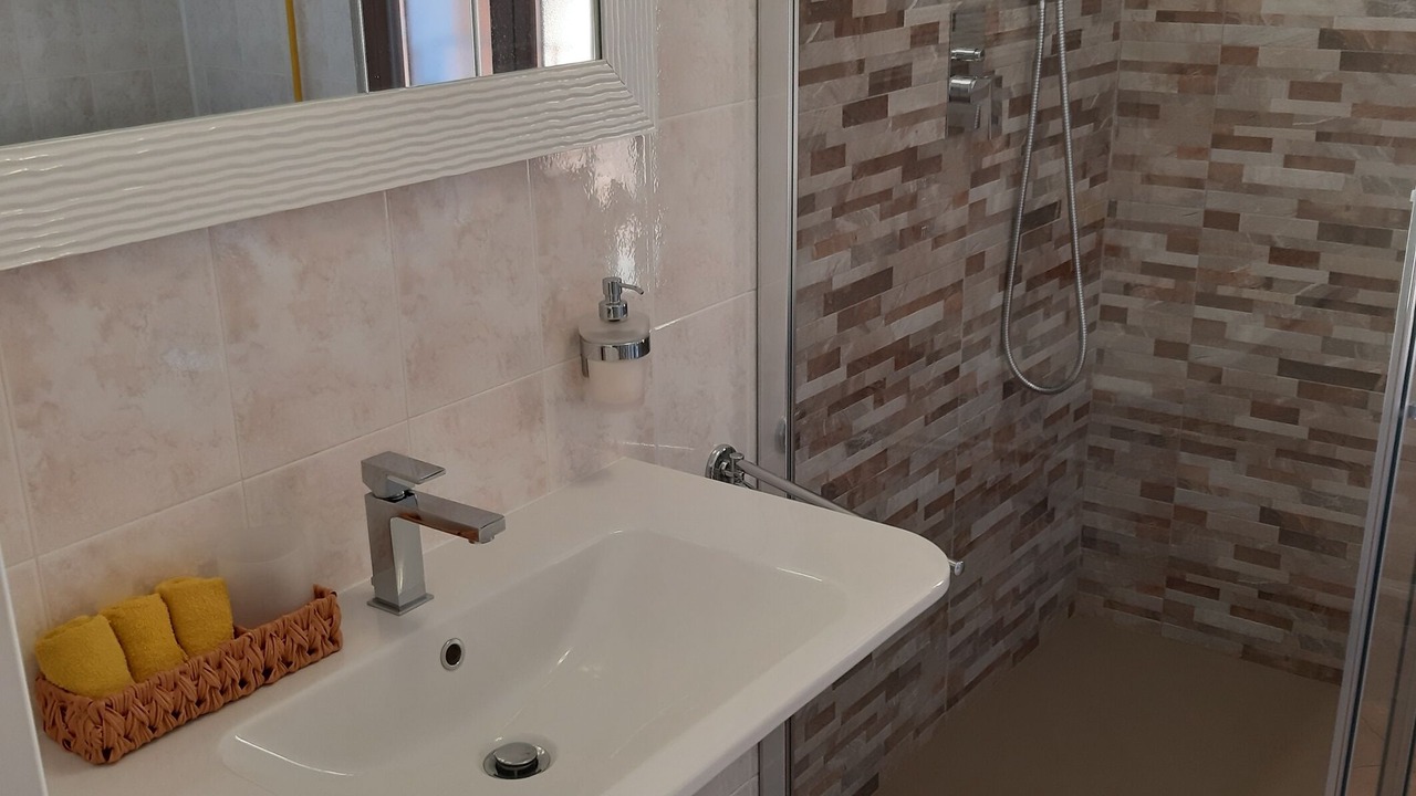 Photo of Bathroom in Luino
