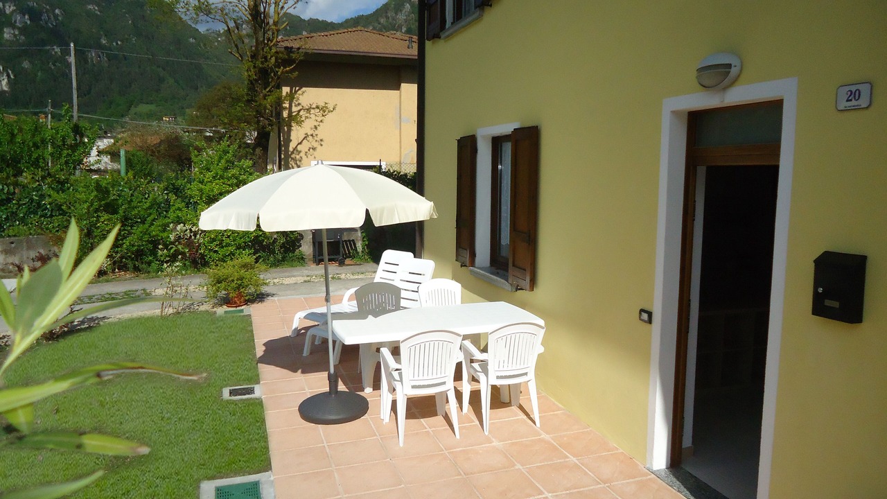 Photo of Outdoor in Crone