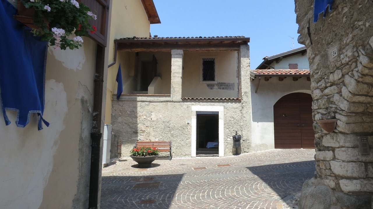 Photo of Outdoor in Roe Volciano